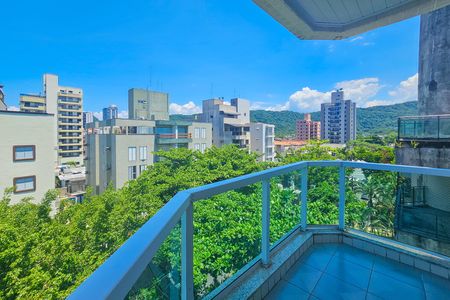 Apartamento para alugar com 225m², 3 quartos e 2 vagas Apartamento para alugar com 225m², 3 quartos e 2 vagasVaranda Sala