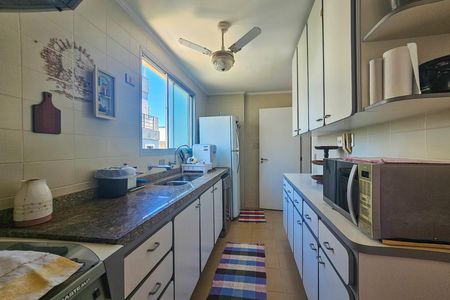 Apartamento para alugar com 225m², 3 quartos e 2 vagas Apartamento para alugar com 225m², 3 quartos e 2 vagasCozinha