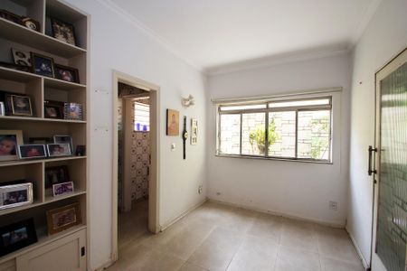 Casa para alugar com 400m², 4 quartos e 4 vagas Casa para alugar com 400m², 4 quartos e 4 vagasSala de TV