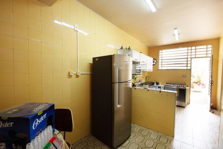 Casa para alugar com 400m², 4 quartos e 4 vagas Casa para alugar com 400m², 4 quartos e 4 vagascozinha