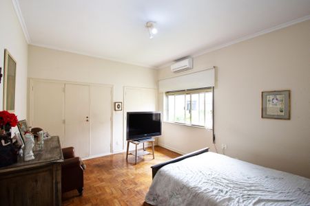 Casa para alugar com 400m², 4 quartos e 4 vagas Casa para alugar com 400m², 4 quartos e 4 vagasquarto 4