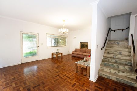 entrada de casa para alugar com 4 quartos, 400m² em Jardim Paulistano, São Paulo