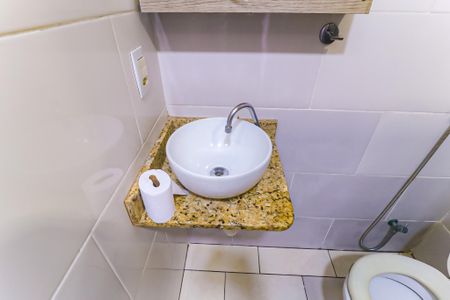 Banheiro de casa para alugar com 2 quartos, 90m² em Méier, Rio de Janeiro