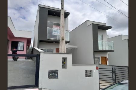 fachada de casa para alugar com 2 quartos, 79m² em Areias, São José