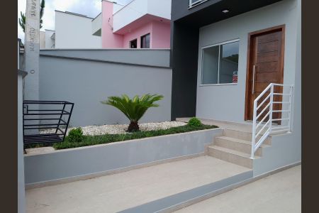 Área externa de casa para alugar com 2 quartos, 79m² em Areias, São José