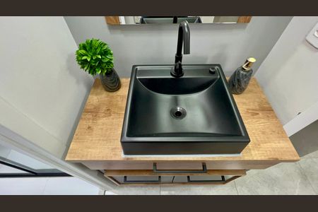 Studio para alugar com 27m², 1 quarto e sem vaga Studio para alugar com 27m², 1 quarto e sem vagaBanheiro