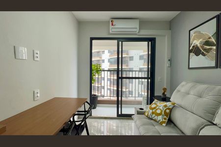 Sala de kitnet/studio para alugar com 1 quarto, 27m² em Pinheiros, São Paulo