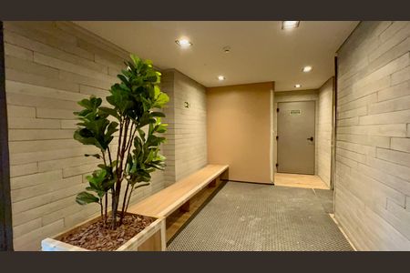 Studio para alugar com 27m², 1 quarto e sem vaga Studio para alugar com 27m², 1 quarto e sem vagaHall de entrada