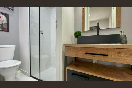 Studio para alugar com 27m², 1 quarto e sem vaga Studio para alugar com 27m², 1 quarto e sem vagaBanheiro