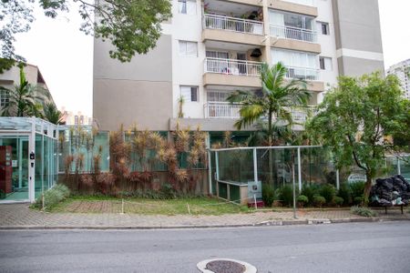 Apartamento para alugar com 57m², 2 quartos e 1 vagaFachada e portaria