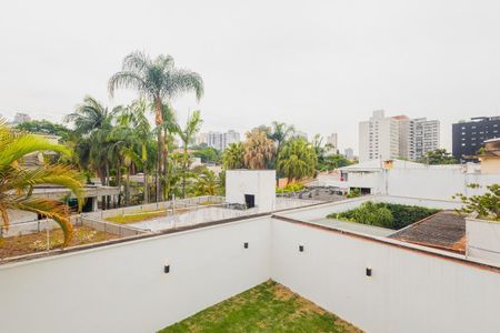 Casa à venda com 450m², 4 quartos e 2 vagas Casa à venda com 450m², 4 quartos e 2 vagasFoto 17
