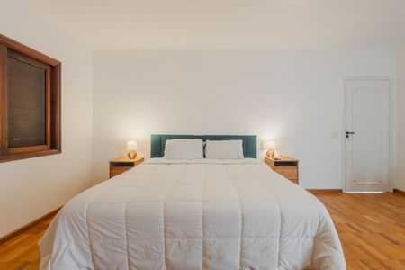 Casa à venda com 450m², 4 quartos e 2 vagas Casa à venda com 450m², 4 quartos e 2 vagasFoto 34