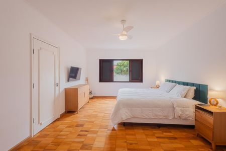 Casa à venda com 450m², 4 quartos e 2 vagas Casa à venda com 450m², 4 quartos e 2 vagasFoto 39