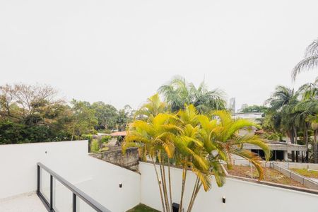 Casa à venda com 450m², 4 quartos e 2 vagas Casa à venda com 450m², 4 quartos e 2 vagasFoto 16