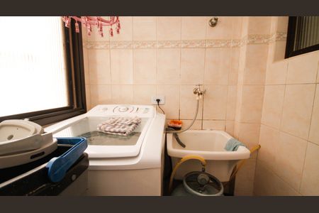 Apartamento para alugar com 80m², 2 quartos e 1 vagaÁrea de Serviço