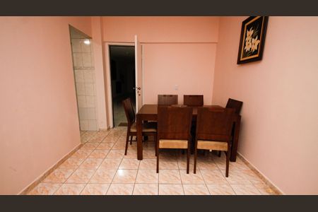 Apartamento para alugar com 80m², 2 quartos e 1 vagaSala