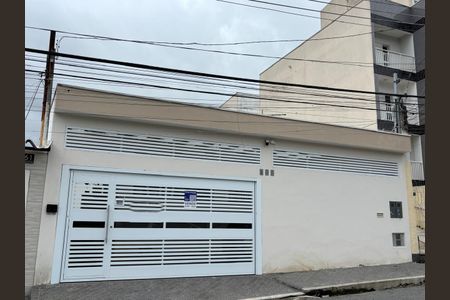 Casa à venda com 407m², 2 quartos e 2 vagasFachada 