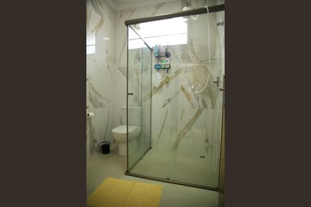 Casa à venda com 407m², 2 quartos e 2 vagasBanheiro 