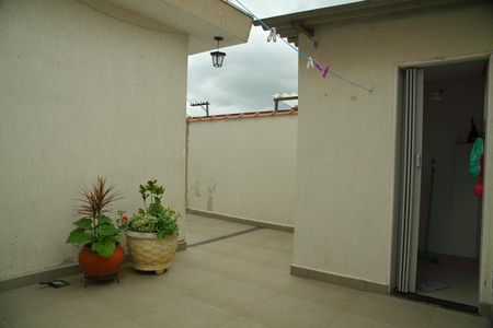 Casa à venda com 407m², 2 quartos e 2 vagasQuintal 