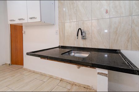 Cozinha de kitnet/studio para alugar com 1 quarto, 26m² em Aparecida, Belo Horizonte