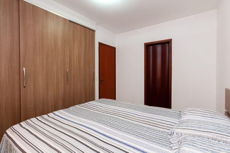 Apartamento à venda com 2 quartos, 65m² em Jaguaribe, Osasco