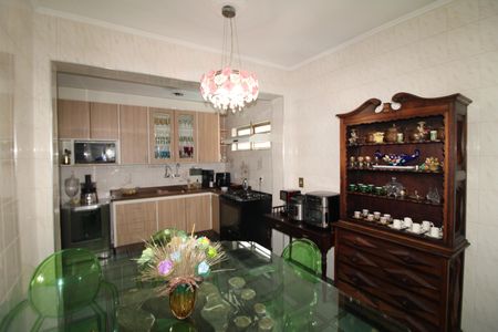 Casa à venda com 200m², 4 quartos e 1 vagaCozinha