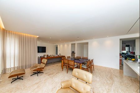 Apartamento à venda com 194m², 4 quartos e 3 vagasSala