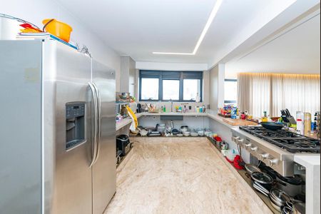 Apartamento à venda com 194m², 4 quartos e 3 vagasCozinha