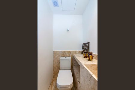 Apartamento à venda com 194m², 4 quartos e 3 vagasLavabo