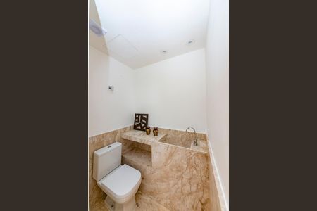 Apartamento à venda com 194m², 4 quartos e 3 vagasLavabo