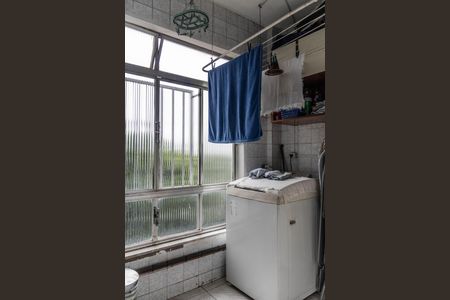 Apartamento à venda com 110m², 3 quartos e 1 vagaÁrea de Serviço