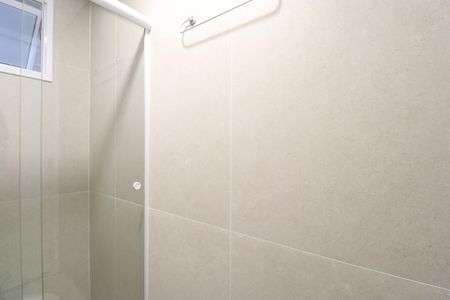 Banheiro de kitnet/studio para alugar com 1 quarto, 20m² em Barra Funda, São Paulo