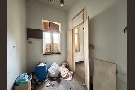 Casa à venda com 250m², 5 quartos e sem vagaQuarto 3 casa 2