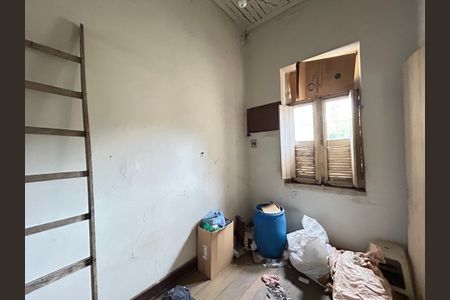 Casa à venda com 250m², 5 quartos e sem vagaQuarto 3 casa 2