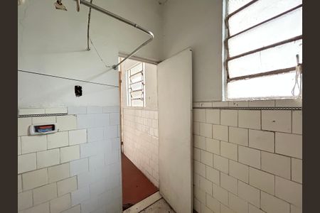 Casa à venda com 250m², 5 quartos e sem vagaBanheiro Casa 2