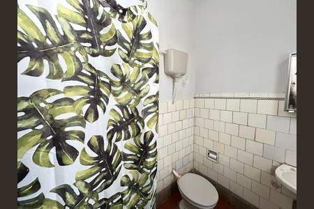 Casa à venda com 250m², 5 quartos e sem vagaBanheiro