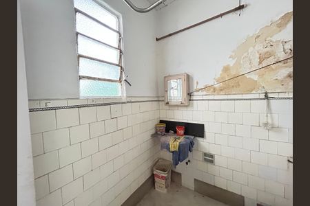 Casa à venda com 250m², 5 quartos e sem vagaBanheiro Casa 2