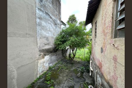 Casa à venda com 250m², 5 quartos e sem vagaQuintal casa 2