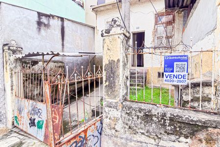 Casa à venda com 250m², 2 quartos e sem vaga