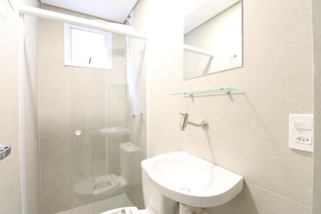 Banheiro de kitnet/studio para alugar com 1 quarto, 22m² em Barra Funda, São Paulo