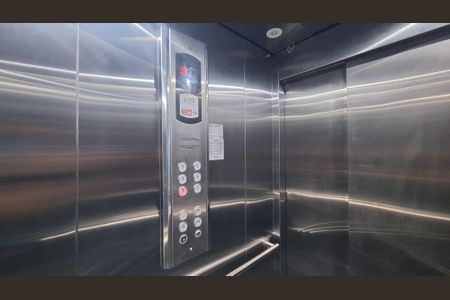 Studio para alugar com 22m², 1 quarto e sem vaga Studio para alugar com 22m², 1 quarto e sem vagaElevador