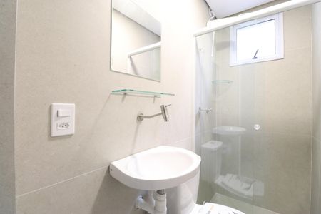 Banheiro de kitnet/studio para alugar com 1 quarto, 20m² em Barra Funda, São Paulo