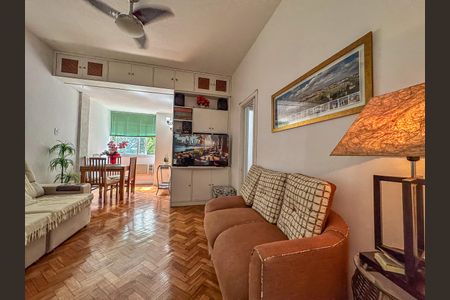 Apartamento à venda com 90m², 2 quartos e sem vaga