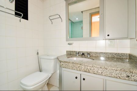 Apartamento para alugar com 69m², 3 quartos e 2 vagasBanheiro da Suíte