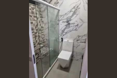 Apartamento à venda com 32m², 1 quarto e sem vagaBanheiro