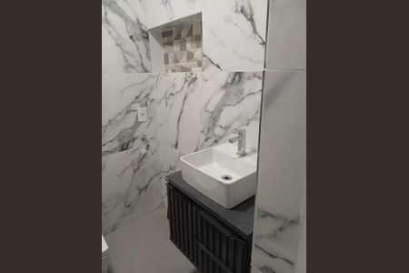 Apartamento à venda com 32m², 1 quarto e sem vagaBanheiro