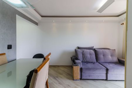 Sala de apartamento à venda com 2 quartos, 56m² em Jardim Ester, São Paulo