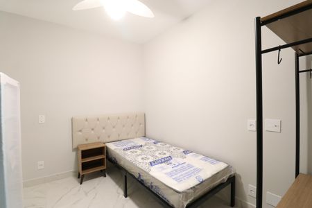 Sala/Quarto/Cozinha de kitnet/studio para alugar com 1 quarto, 16m² em Barra Funda, São Paulo