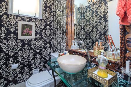 Casa à venda com 4 quartos, 429m² em Jardim Petropolis, São Paulo