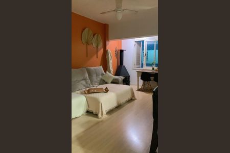 Apartamento à venda com 1 quarto, 70m² em Floresta, Porto Alegre